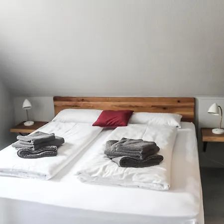 בית הארחה Kontraste 3*