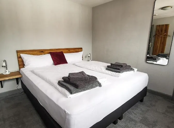 Kontraste 3* 노이뮌스터